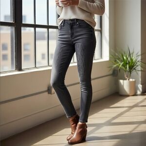 Hudson ✦ Nico Midrise Ankle Skinny Jeans ✦ Gray Stretch Denim Sz 24 Casual Style